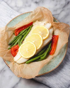 Baked-White-Fish-in-Parchment-with-Lemon-and-Vegetables-Recipe