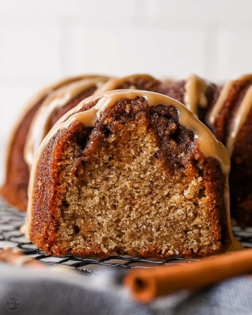 Cinnamon-Swirl-Bundt-Cake-Recipe