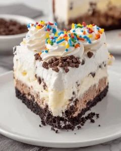 Copycat-Dairy-Queen-Ice-Cream-Cake-Recipe