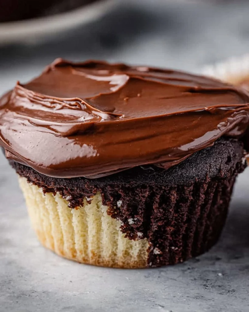 Chocolate-Sour-Cream-Frosting-Recipe